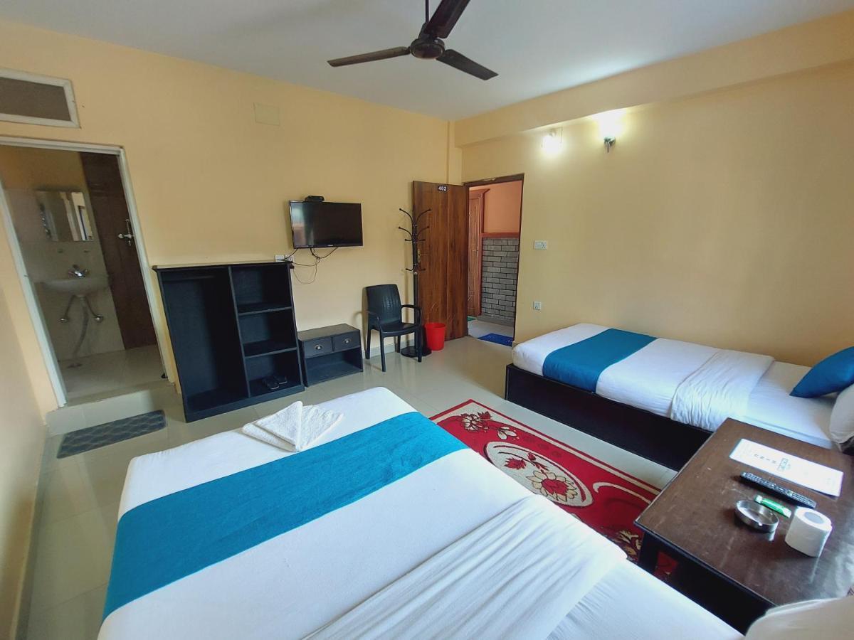 Golden Lake Pokhara Exterior photo