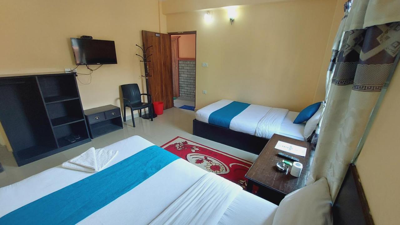 Golden Lake Pokhara Exterior photo