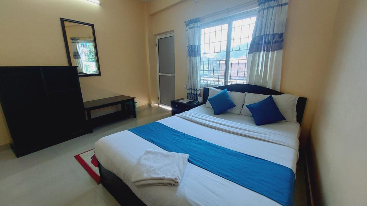Golden Lake Pokhara Exterior photo