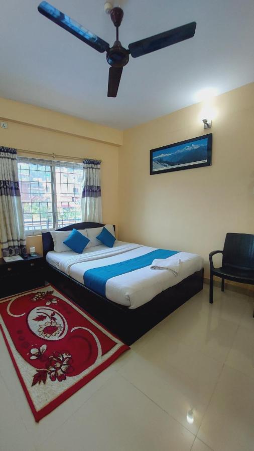 Golden Lake Pokhara Exterior photo