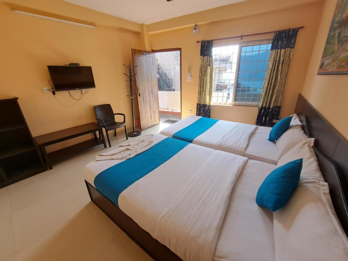 Golden Lake Pokhara Exterior photo