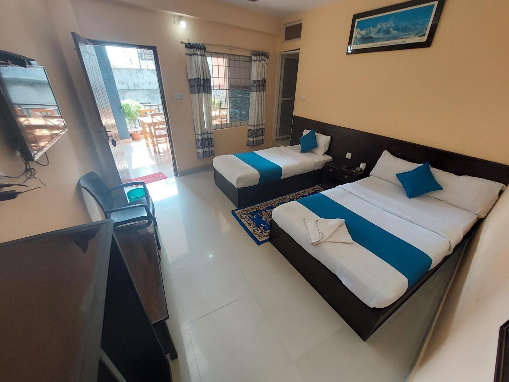 Golden Lake Pokhara Exterior photo